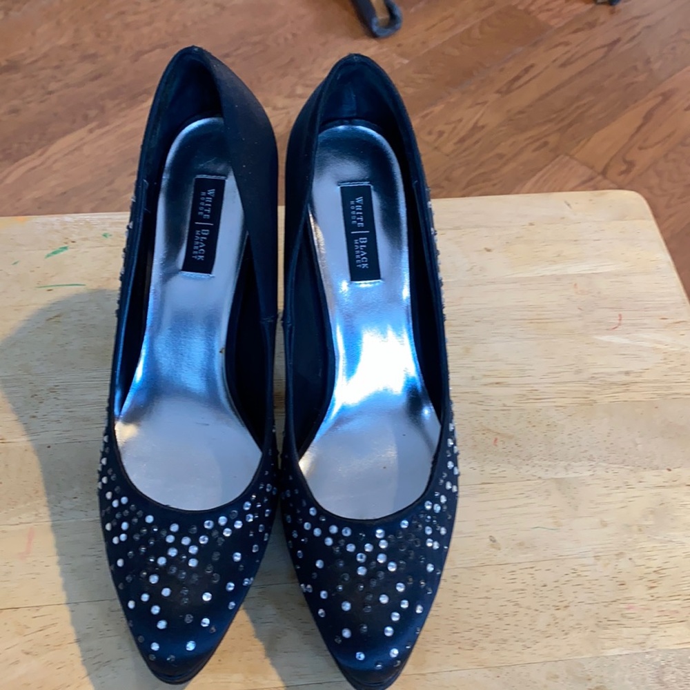 White House Black Market Pumps
